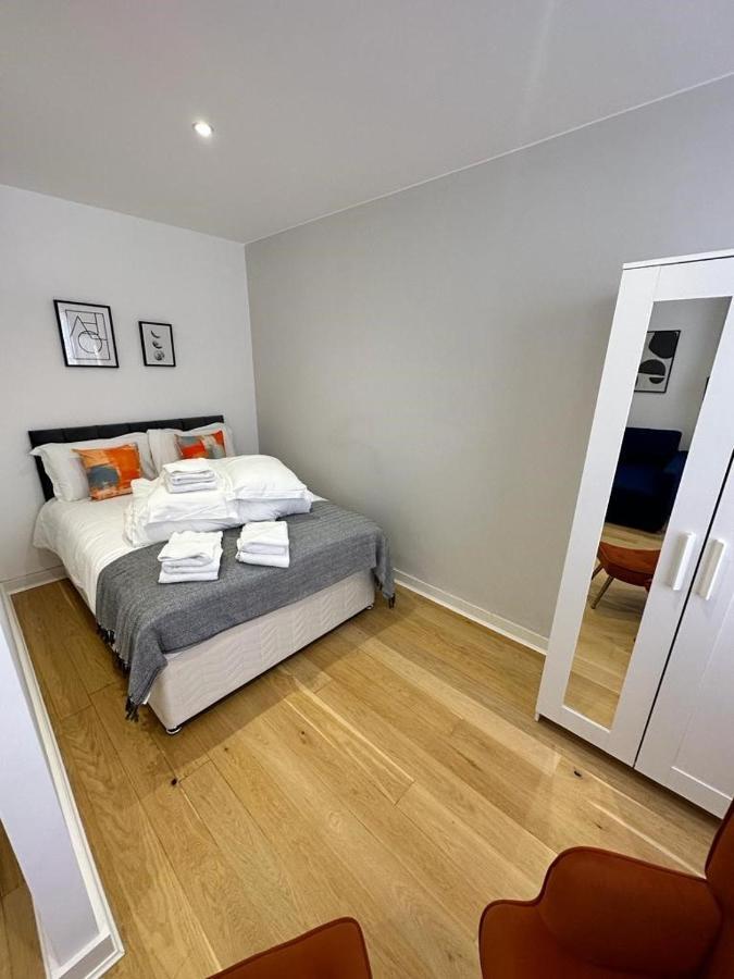 2A Soho Studios By Indigo Flats Sleeps 4 London Eksteriør billede